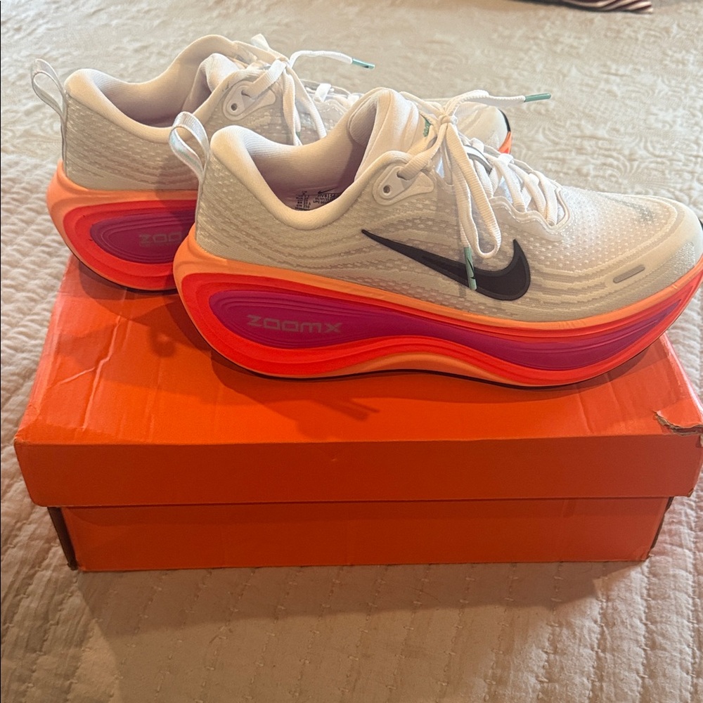 Nike Vomero Plus Women's White and Orange Vomero Plus Shoes